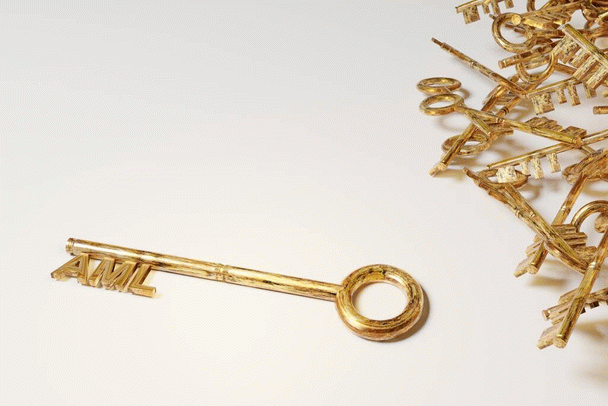 چگونه مخاطب هدف خود را جذب کنیم؟ چکیده‌ای از 13 تجربه موفق نی‌نی‌سایت، همراه با سوالات متداول و یک جدول کاربردی